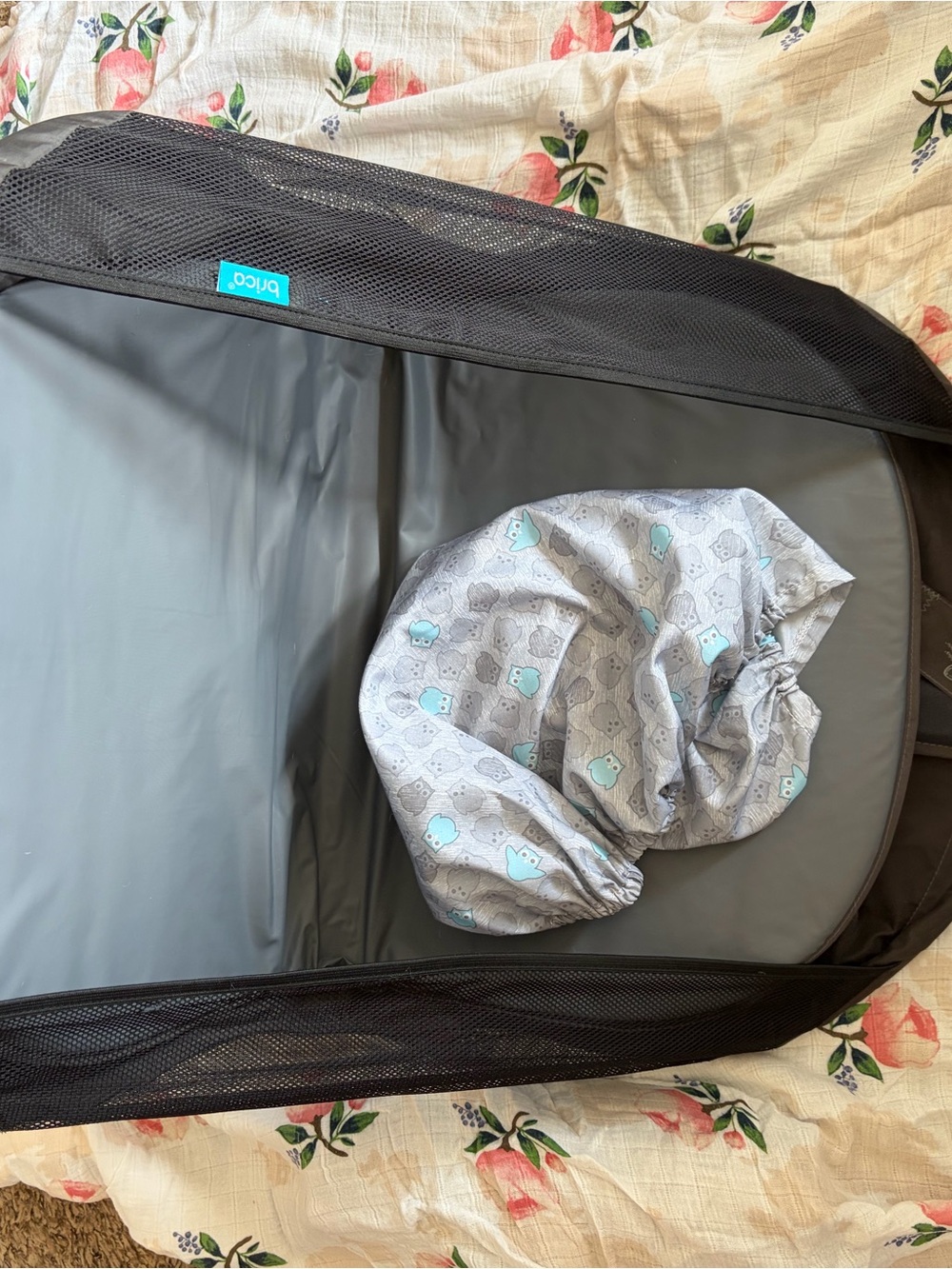 Brica baby travel bassinet - Picture 7 of 8